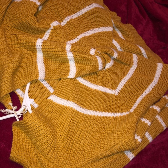 Top - Picture 4 of 5